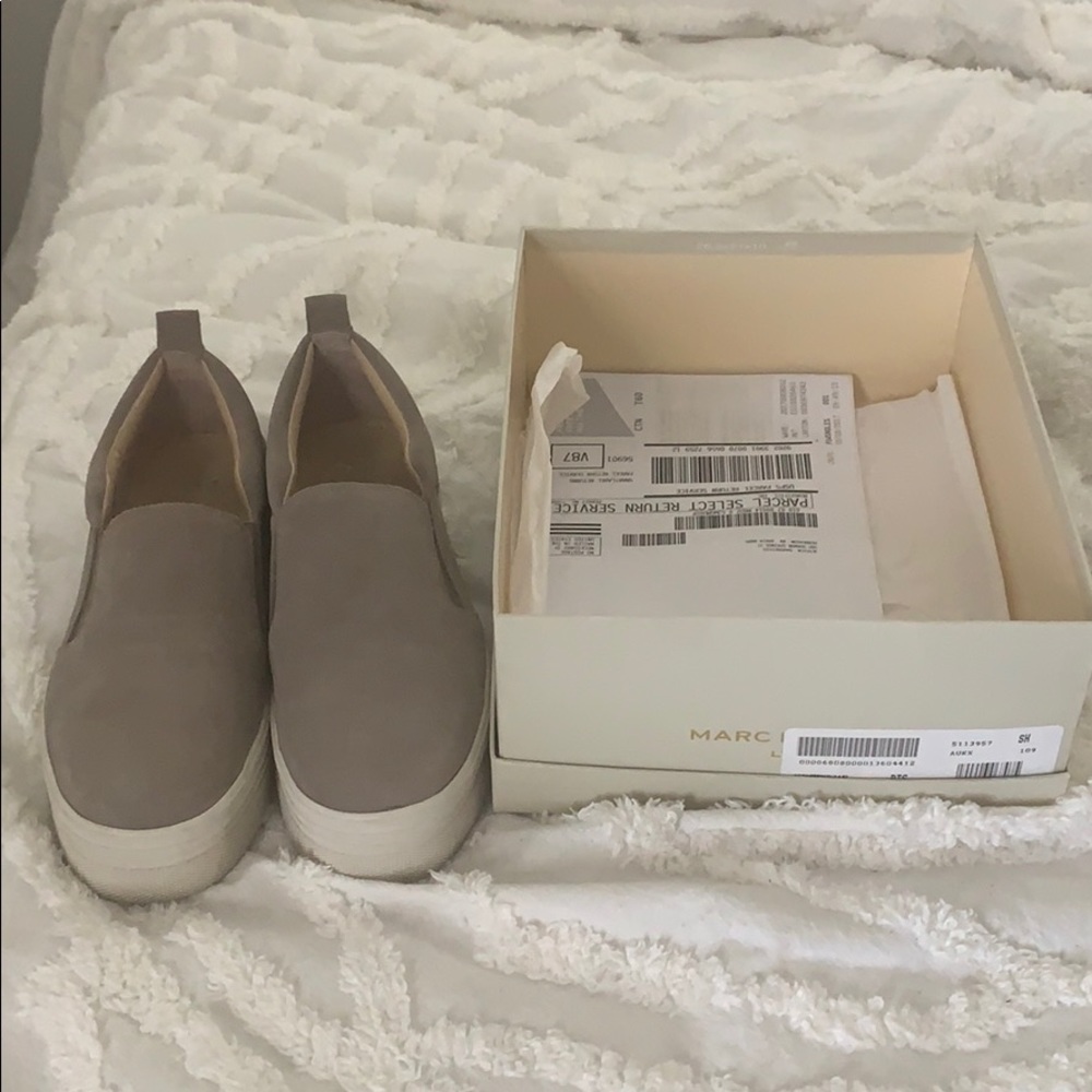 Marc Fisher Elise Platform Slip On- Size 7